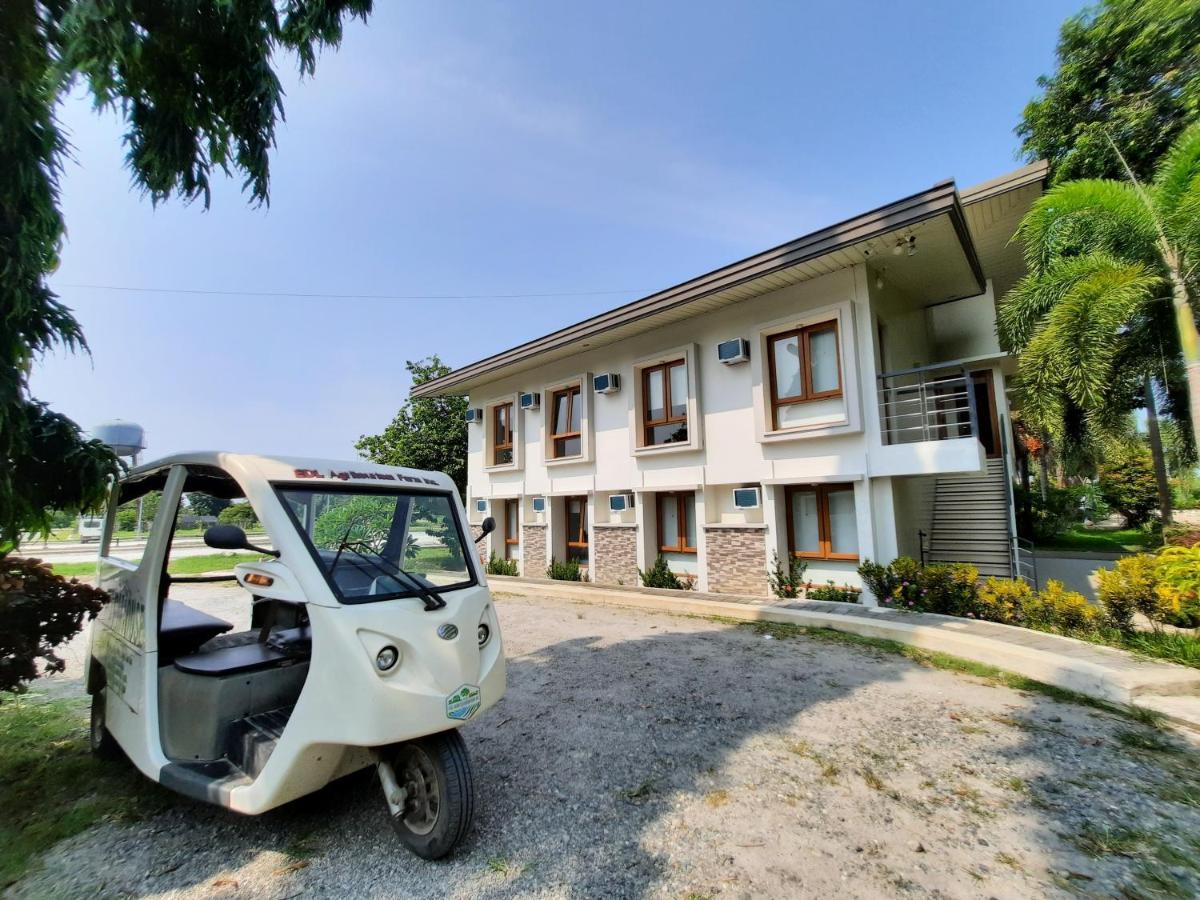 Estancia De Lorenzo Tarlac Exterior photo